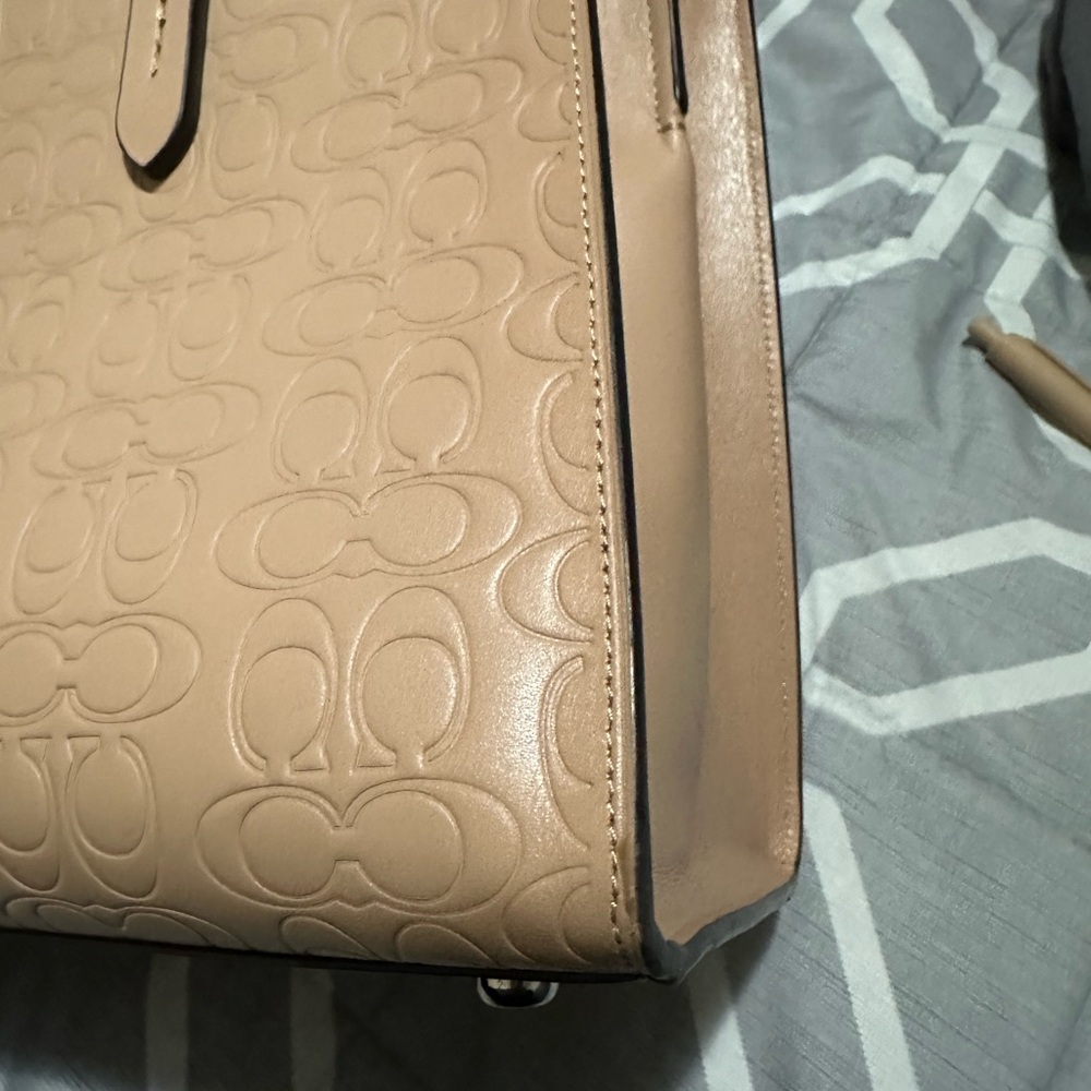 Coach purse - Picture 5 of 6